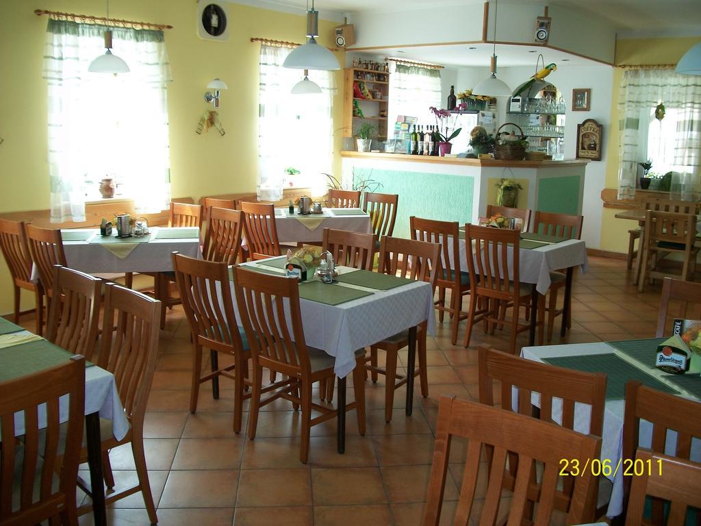 Hotel Pension U Loupežáku à Jetřichovice Extérieur photo
